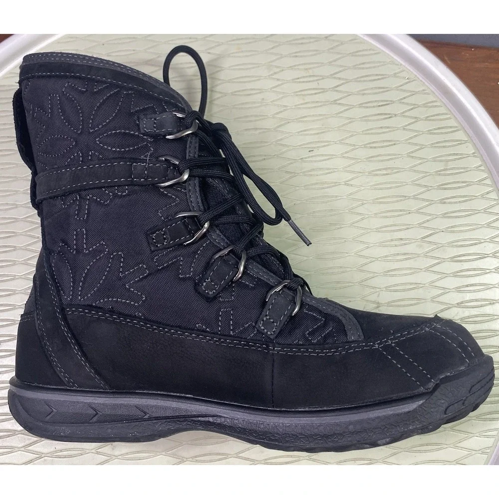 L.L. Bean Women‎ Insulated Winter Snow Ski Boots Black Waterproof Primaloft 6.5M